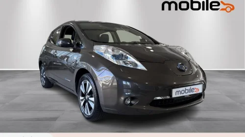 NISSAN LEAF 30kWh Tekna 30kWh  Skinn // Alle servicer