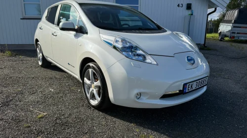 NISSAN LEAF 30kWh Tekna 30kWh
