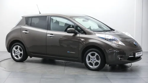 NISSAN LEAF 30kWh 30kWh Tekna/Skinn/Bose/Eu til 05.2027 - OUTLET -