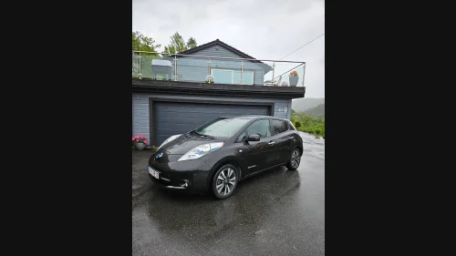 NISSAN Leaf 30kWh Tekna 30kWh