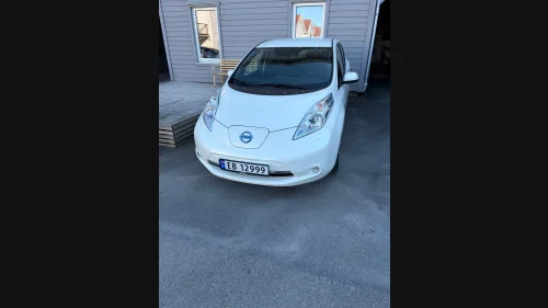 NISSAN Leaf 24kWh Acenta 24kWh (K)