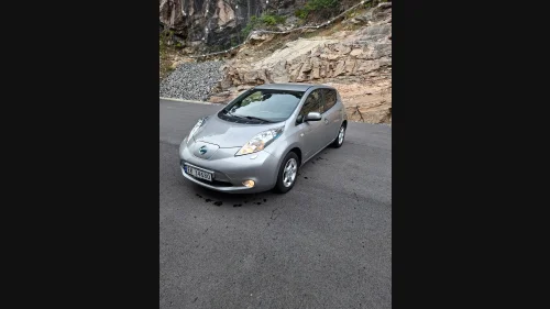 NISSAN LEAF 30kWh 30Kwh Eu ok 05.2027 / Dab/navi/ryggekamera