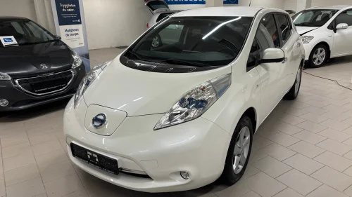 NISSAN Leaf 30kWh Tekna 30kWh. BOSE/SKINN/360-KAM/BT/NAVI/VARME I RATT ++