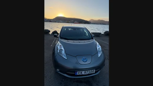 NISSAN Leaf 30kWh Acenta 30kWh