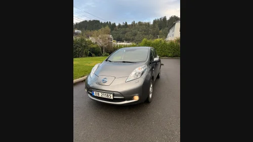 NISSAN Leaf 24kWh