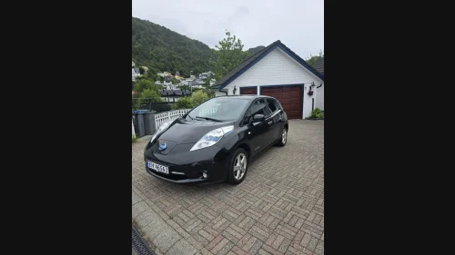 NISSAN Leaf 30kWh Tekna
