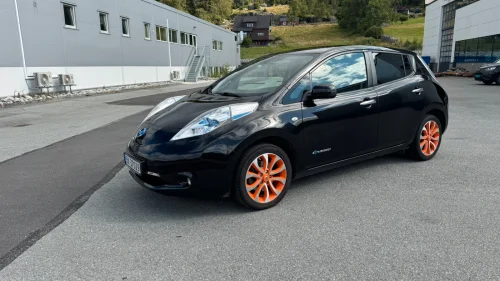 NISSAN LEAF 30kWh Tekna 30kWh
