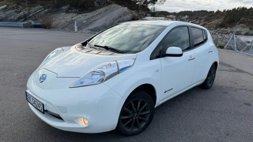 NISSAN Leaf 30kWh Acenta 30kWh