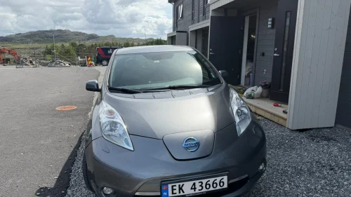 NISSAN LEAF 30kWh Acenta 30kWh