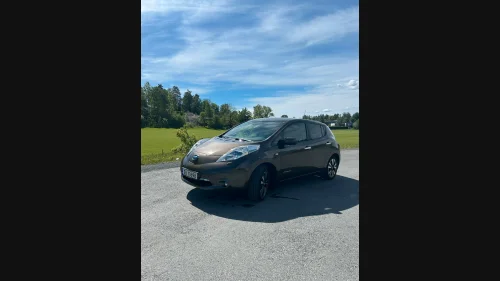 NISSAN Leaf 30kWh Tekna 30kWh