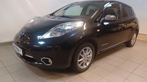 NISSAN Leaf 30kWh Acenta Driving Assist Pack