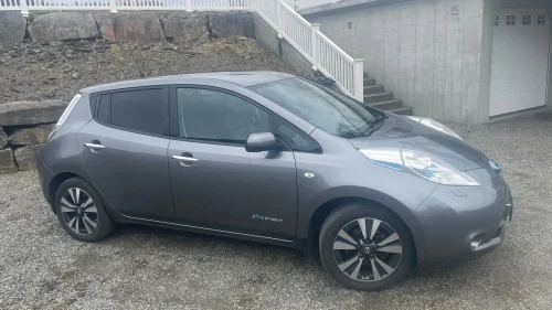 NISSAN LEAF 24kWh Tekna 24kWh