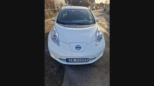 NISSAN Leaf 30kWh Acenta 30kWh
