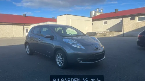 NISSAN LEAF 24kWh Tekna , Batteri 11 streker, VELHOLDT,  BILLIG !