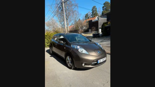 NISSAN LEAF 30kWh Tekna 30kWh