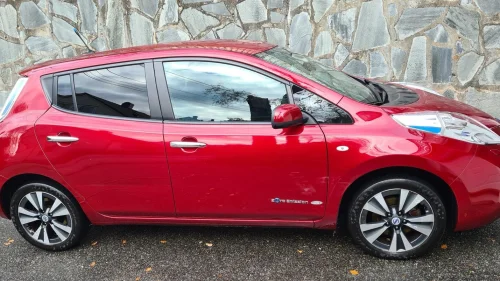 NISSAN LEAF 30kWh Tekna 30kWh