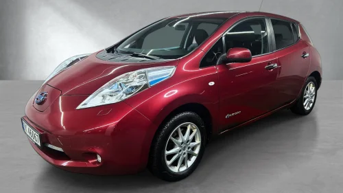 NISSAN LEAF 30kWh Tekna 30 kw Tekna // Skinn // Kamera // DAB+ // Cruise