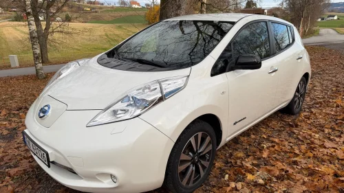 NISSAN LEAF 30kWh Acenta 30 kw