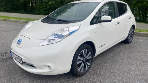 NISSAN LEAF 30kWh Tekna 30kWh (K)