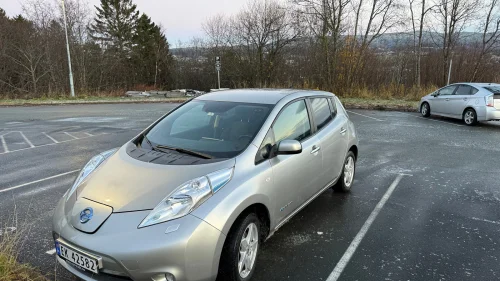NISSAN LEAF 30kWh 30kWh. EU OK til 02.2027