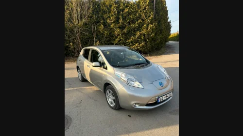 NISSAN LEAF 24kWh Acenta 24kWh