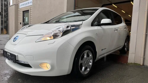 NISSAN Leaf 30kWh 30kWh, LAV KM, RKAMERA, NAVI, EU OK TIL APRIL 2027,