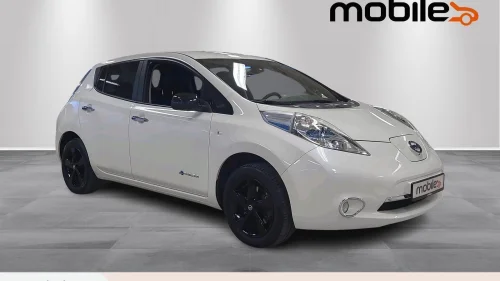 NISSAN Leaf 30kWh Black Edition 30kWh | Skinn | Ryggekamera |