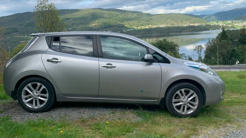 NISSAN LEAF 30kWh Tekna 30kWh