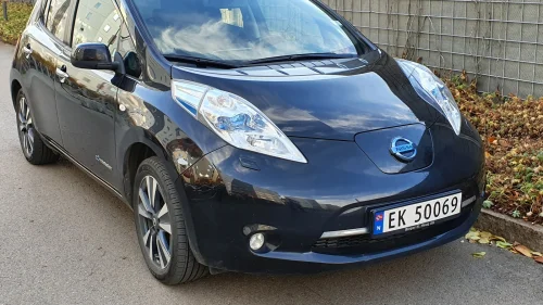 NISSAN LEAF 30kWh Tekna 30kWh