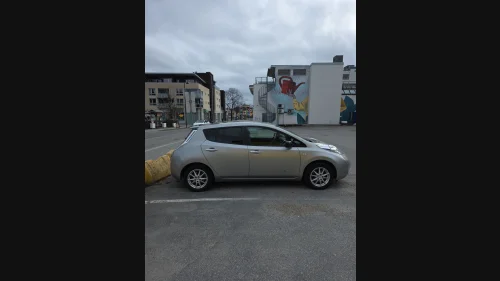 NISSAN LEAF 30kWh Acenta 30kWh