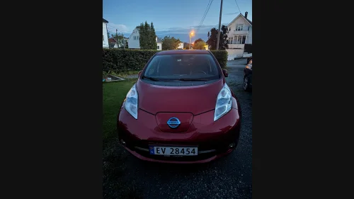 NISSAN Leaf 30kWh Acenta 30kWh (K)