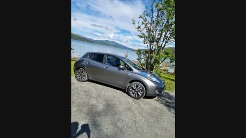 NISSAN LEAF 30kWh Nordic 30kWh Navi,Kamera,Oppvarmet ratt