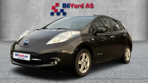NISSAN LEAF 30kWh 30kWh | CC | BOSE | Rattvarme | Ryggkamera
