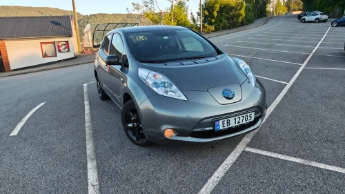 NISSAN Leaf 30kWh Black Edition 30kWh (K)