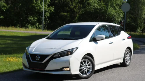NISSAN LEAF 40kWh 40kWh ACENTA ACC NAVI DAB CRUISE R-KAMERA