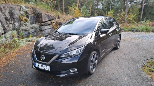 NISSAN LEAF 40kWh 40kWh Launch Edition