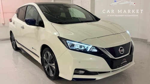 NISSAN LEAF 40kWh 40kWh Tekna ACC Navi Rattvarme 360-Kam Bose LAV KM !