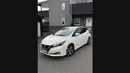 NISSAN LEAF 40kWh 40KWT - V.PUMPE - EU 04.2028 - GODE DEKK - VELHOLDT