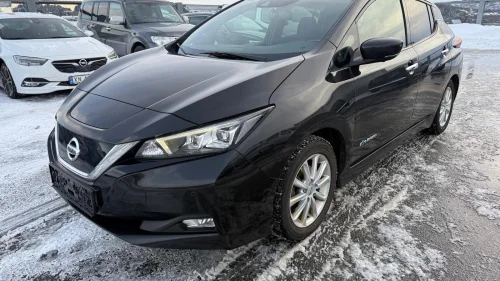 NISSAN Leaf 40kWh 40kWh N-Connecta150Hk BOSE ACC NAVI DAB AUX 360R-KAM AC