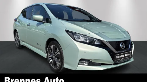NISSAN LEAF 40kWh 40Kwh LE/360kam/Acc/DAB+/LED