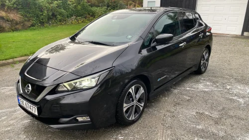 NISSAN LEAF 40kWh 40kWh Launch Edition