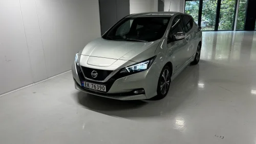 NISSAN LEAF 40kWh 40kWh Launch Edition