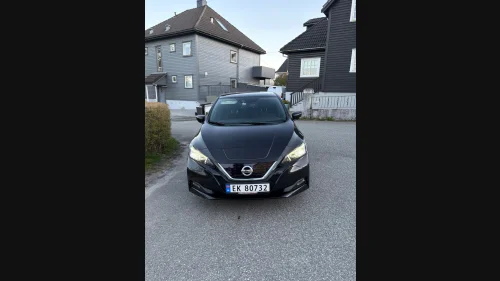 NISSAN LEAF 40kWh 40kWh Launch Edition