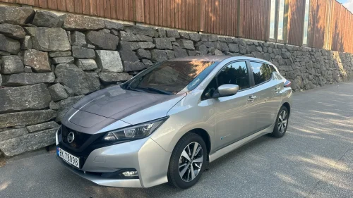 NISSAN LEAF 40kWh 40kWh Acenta