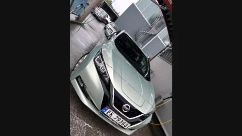 NISSAN LEAF 40kWh 40kWh Launch Edition