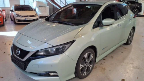 NISSAN LEAF 40kWh 40kWh N-Connecta/EU 01.2028/Keyless/360K/Navi/DAB/ACC/+
