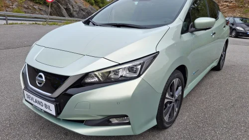 NISSAN LEAF 40kWh 40kWh Acenta  ACC R-Cam Dab