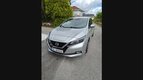 NISSAN LEAF 40kWh 40kWh Launch Edition