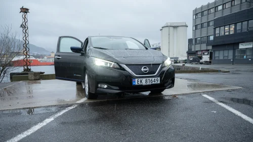 NISSAN LEAF 40kWh 40kWh Launch Edition