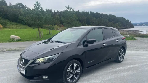 NISSAN Leaf 40kWh ZE1